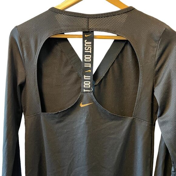 NIKE DRI FIT Black Lightweight Cut Out Workout Long Sleeve Top S - Picture 3 of 7